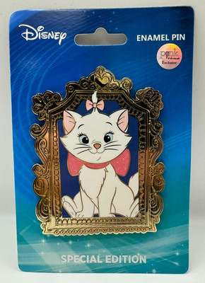 Disney Pink a la Mode Aristocats Framed Portrait Marie Jumbo Pin LE 300