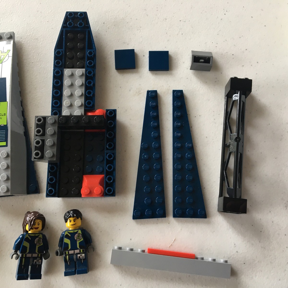 Lego Agents Speedboat Rescue 8633 Incomplete PIECES Part BRICKS