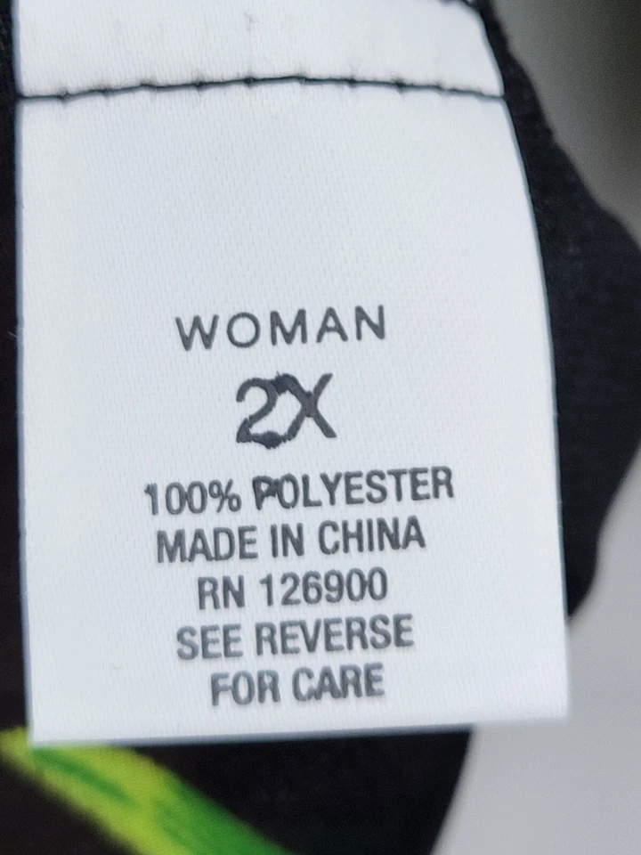 Top para mujer Roz and Ali Plus 2X colorido floral hawaiano tropical manga 3/4 Foto 4 de 4