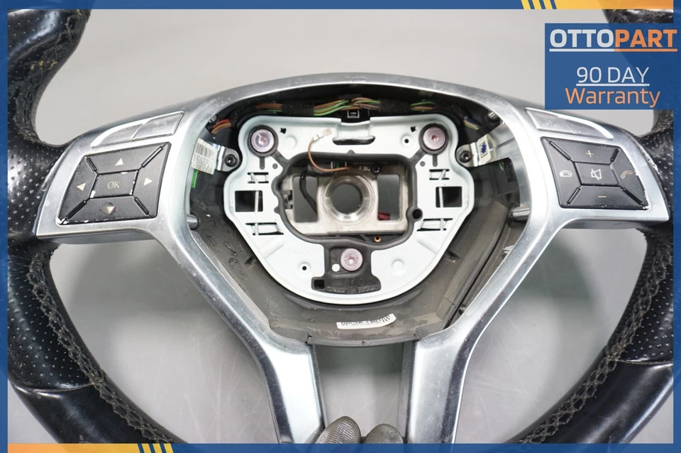 Conjunto volante multifunción deportivo Mercedes W204 C250 C300 2012-2014 Foto 4 de 4