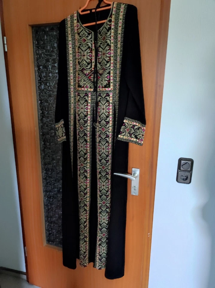 orientalischer Eleganz mit diesem authentischen arabischen Jordanischen kleid - Bild 2 von 3