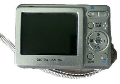 Vivitar Digital Camera Vivicam 8325 8.0MP Silver 3 x Super Zoom