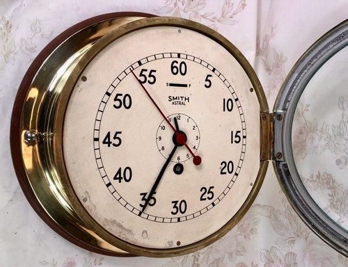Vintage Royal Navy Admiralty Pattern Ship's Bulkhead Clock, Smith Astral, WW2 - Picture 12 of 24