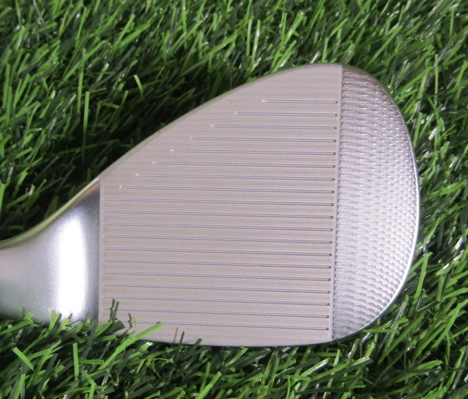 New LH Cleveland CBX 4 ZIPCORE 52*/12* Gap Wedge, KBS Hi-Rev 2.0 115 Wedge Flex - Image 2 of 4