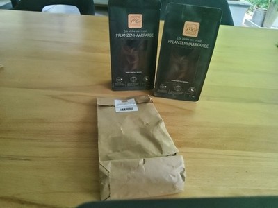 Pflanzenhaarfarbe '' Thats me Organic '' 2 Artikel und Zubehör Set