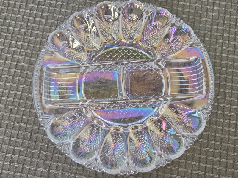 Vintage - L E Smith - Iridiscent Luster - Deviled Egg Plate Server w/Center Tray