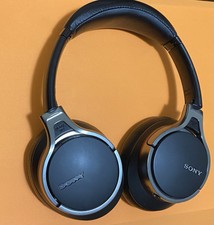 Sony MDR-10RNC Over-Ear Noise Cancelling Wired Headphones Working