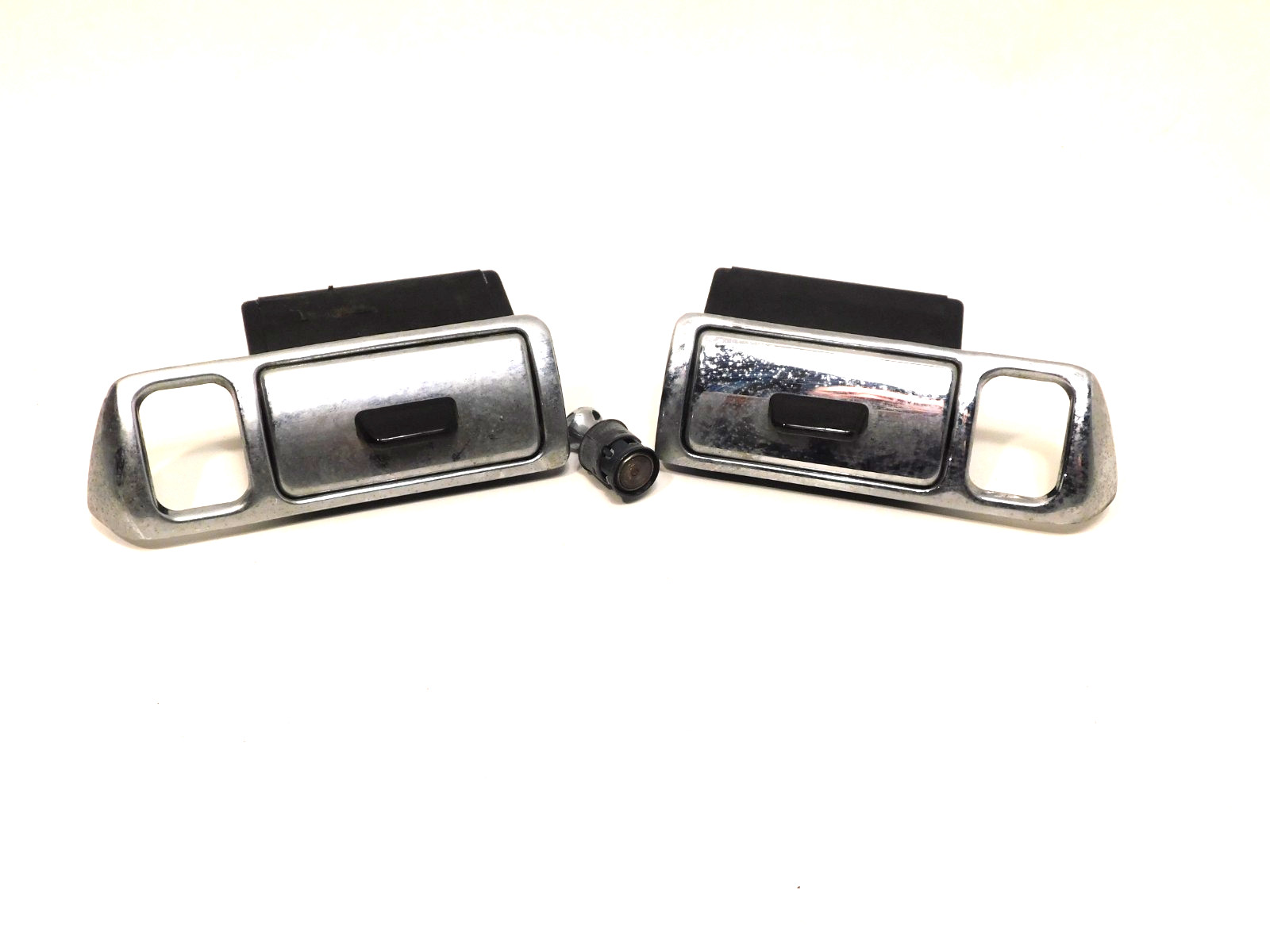 1987 ROLLS ROYCE SILVER SPUR REAR SEAT ASHTRAYS LIGHTER ASH TRAY CHROME FACTORY