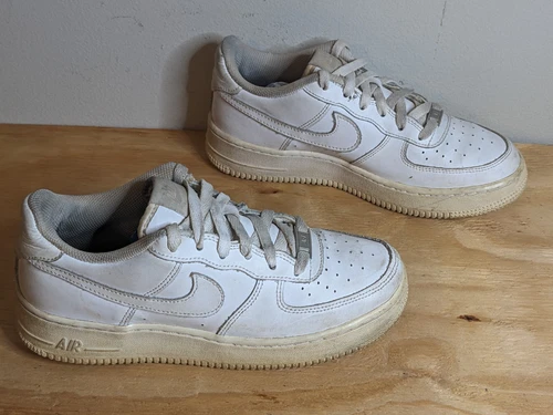 Nike Air Force 1 Low GS Triple White Bambini TAGLIA 6Y Scarpe da ginnastica 314192 117