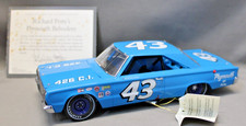 THE FRANKLIN MINT 1/24TH SCALE RICHARD PETTY PLYMOUTH BELVEDERE MINT IN BOX    @