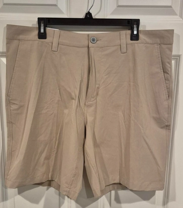 Southern Tide Performance Skipjack Beige Men's 9" Shorts Fishing Stretch Size 40