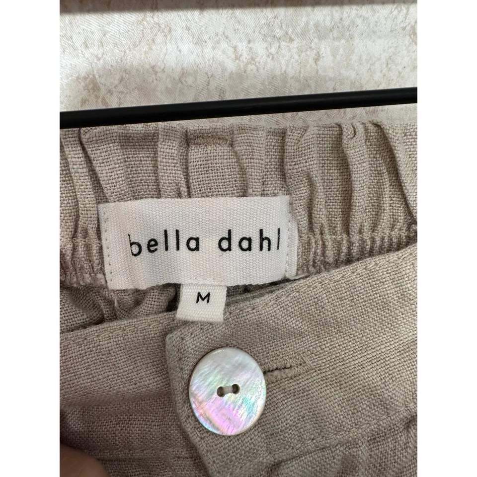 Bella Dahl Women's Natural Linen Shorts Size Medium Pleated Casual Shell Button - Image 4 of 4