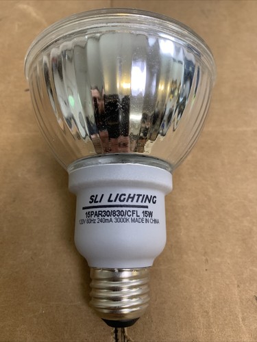 New SLI LIGHTING PAR30 Compact Fluorescent! 15W, 700 Lumens, 120V - Picture 4 of 5
