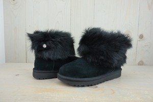 black valentina uggs