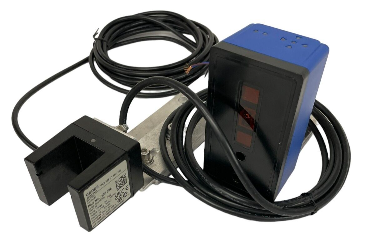 1 PC NEW Cedes Elevator Leveling Sensor GLS126 NT-MV APS CH7302