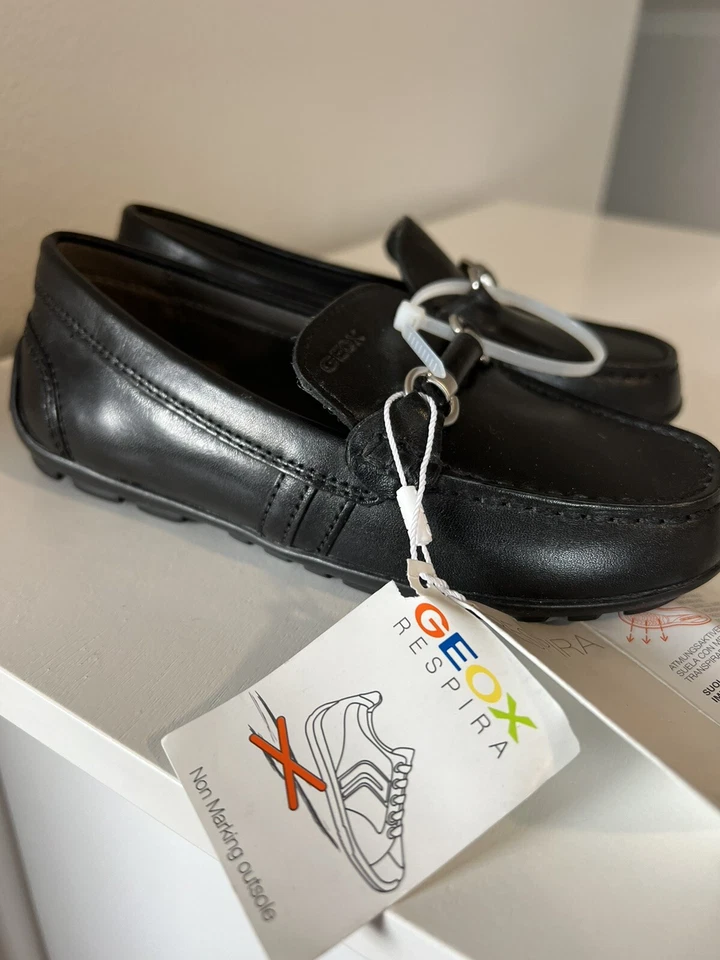 Geox 学步儿童 男孩 意大利漆皮 乐福鞋 29 码 — 第 3/4 张图片