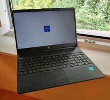 HP 15,6 Zoll Notebook, Laptop Intel® Pentium Gold 8GB RAM 512GB SSD