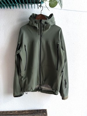 Triple Aught Design (TAD)  Predator  Hardshell