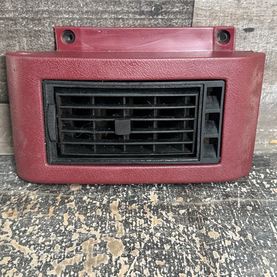 1988-1994 Chevrolet Silverado GMC Sierra Dash Cluster Pad Trim Air Vent OBS Red - Image 4 of 4