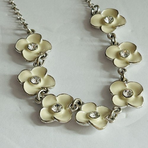 Vintage Liz Claiborne White Cream Enamel Floral Necklace Extender Silver 18" - Picture 4 of 6