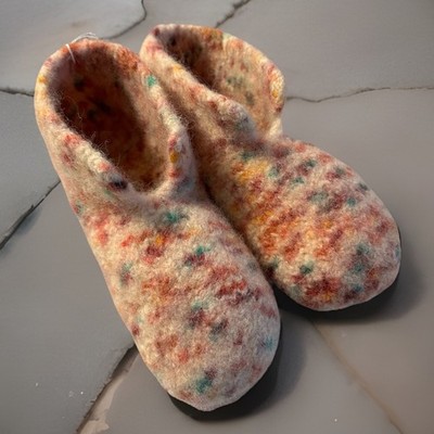 Tolle warme Filzhausschuhe  - Filzschuhe  - felted shoes - handgemacht 39/40 NEU