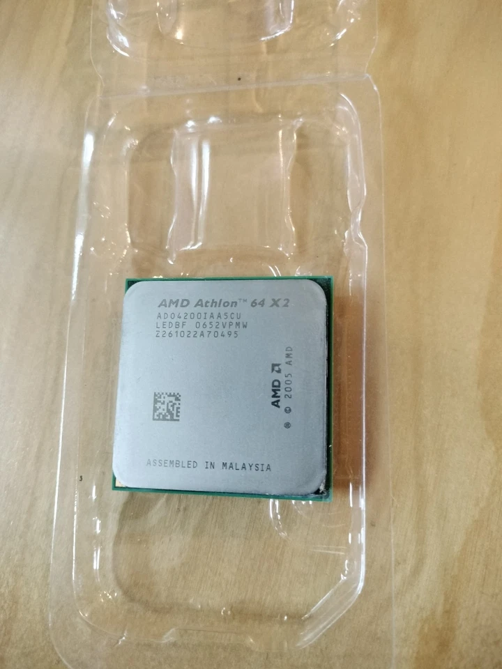 AMD Athlon 64 X2 4200+ EE WINDSOR 2.2GHz Dual-Core ADO4200IAA5CU Socket AM2 - Image 2 of 4