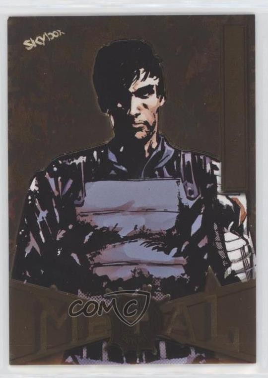 2022 Marvel Metal Universe Spider-Man Gold Light FX Winter Soldier #99 02l5