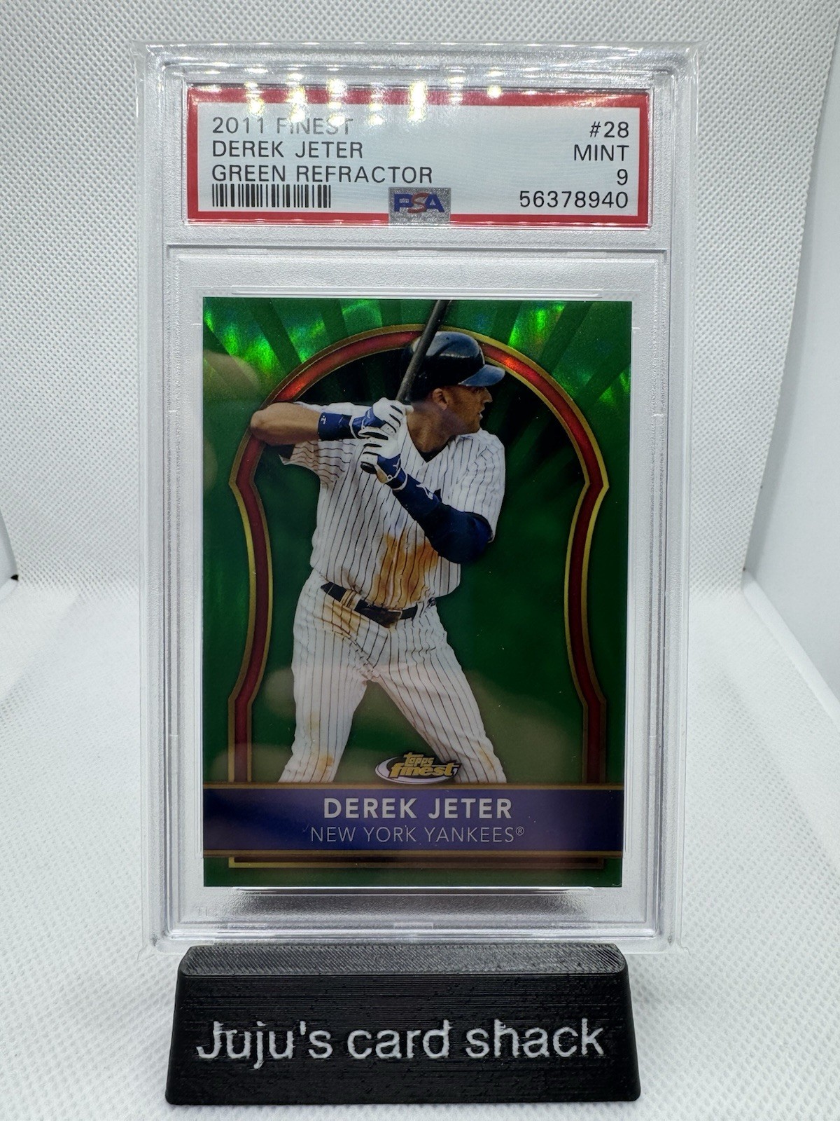 2011 Topps Finest - Derek Jeter #28 Green Refractor New York Yankees /199 PSA 9