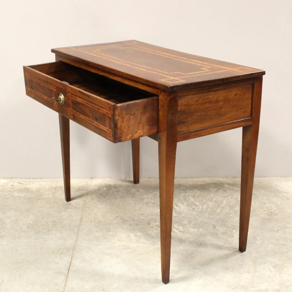 Table Console Bureau d'époque Louis XVI - en noyer et marqueterie - Italie 18ème - Photo 3/4