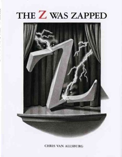 Z Was Zapped: A Play in Twenty-Six - Hardcover, Chris Van Allsburg, 9780395446126 - Bild 1 von 1