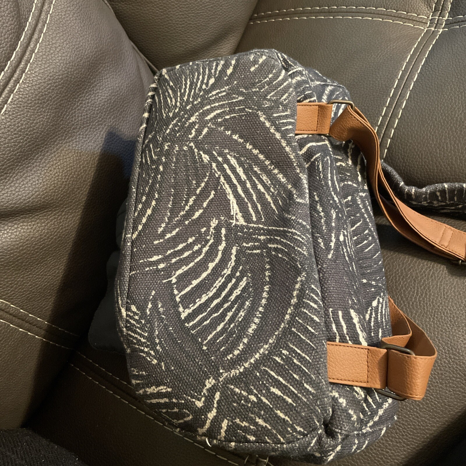 lu elle Back Pack - image 9