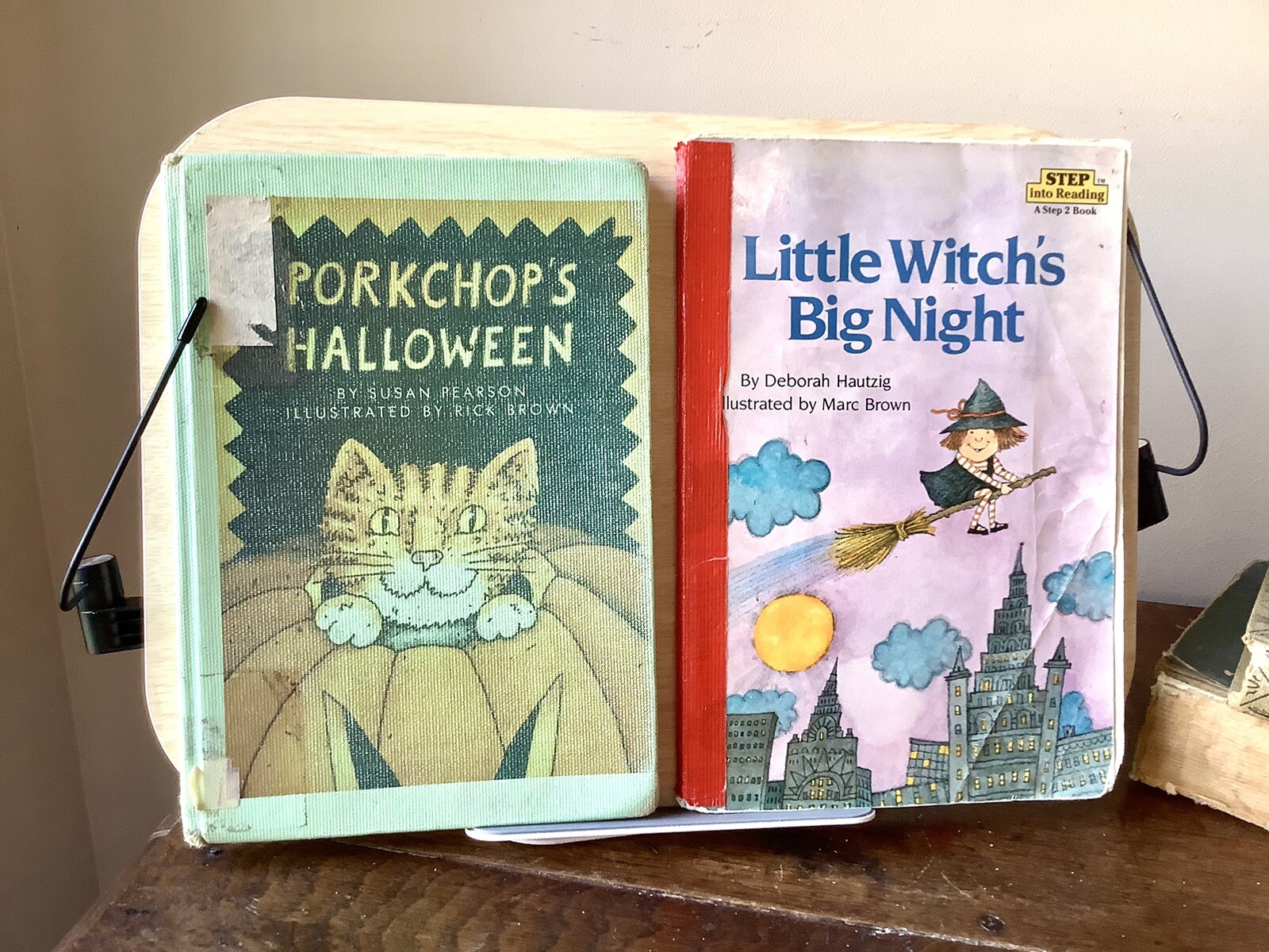 Pair of Vintage 1980’s Children’s Halloween Books Porkchop’s Halloween & Witch’s
