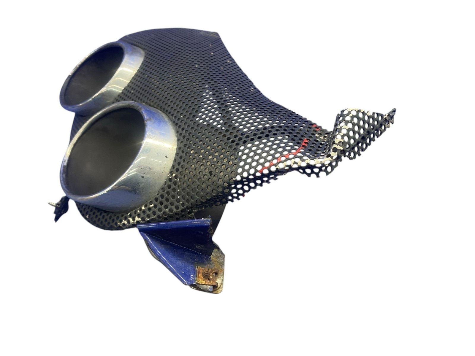 2017-2024 MASERATI LEVANTE LEFT MUFFLER TAIL PIPE EXHAUST TIP W/ GRILLE *NOTE*