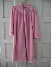 VTG Sears Carriage Court Long Flannel NightGown Partial Zip Granny Style Size M