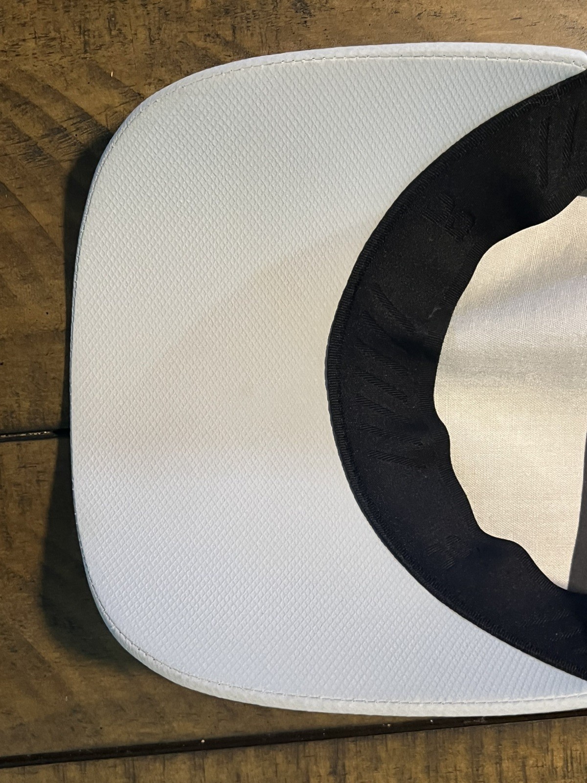 On Cloud Lightweight 5 Panel Running Hat Strapbac… - image 6