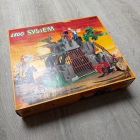 LEGO Castle System 6076 Dark Dragon's Den Unopened New MISB Sealed Toy Seal