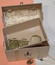 1966 Cap'n Crunch Treasure Chest Complete High Grade Map 5 Coins Shovel Lock Key