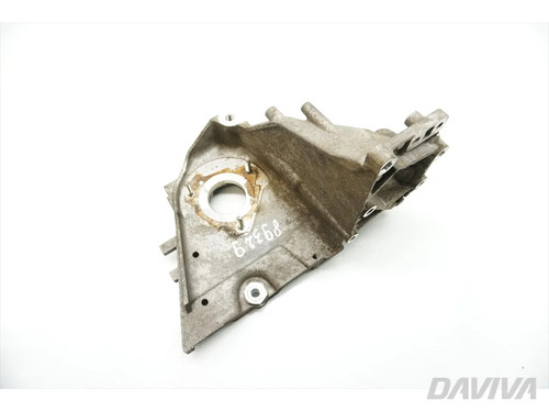 Fuel pump bracket