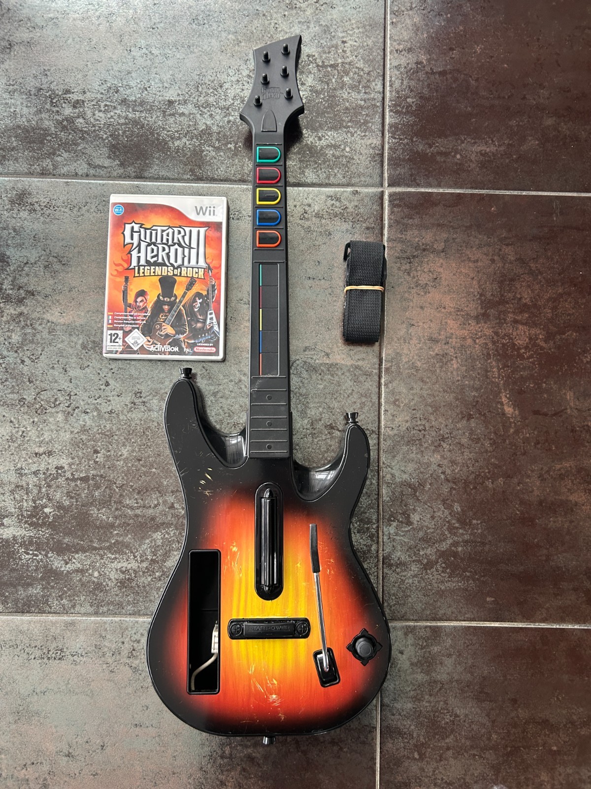 Guitar Hero Red Octane pour Nintendo Wii jeu Guitar Hero Warriors of rock