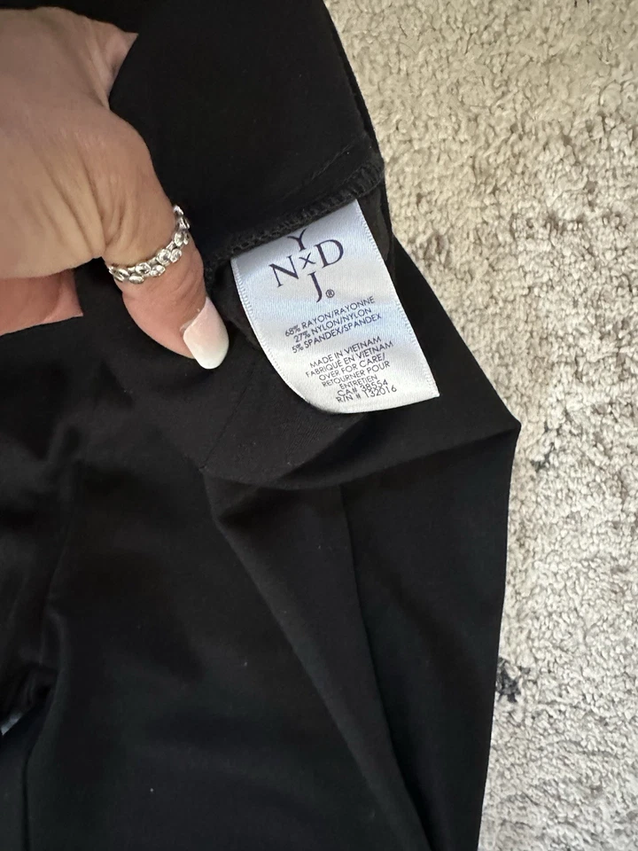 NYDJ LIFT TUCK TECHNOLOGY BLACK PANTS LEGGING Sz 16 NOT YOUR DAUGHTERS JEANS - Image 4 of 4