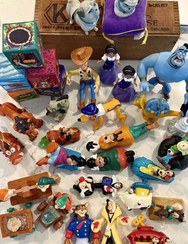 1990's Disney Toys Wind-Up & Figurines Burger King Plastic Kids 90's