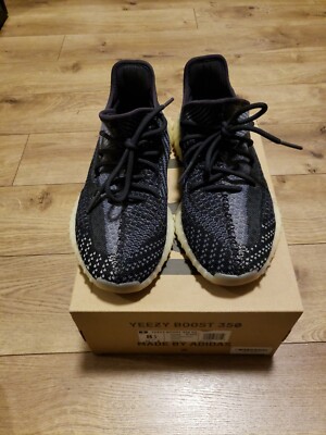Size 8.5 - adidas Yeezy Boost 350 V2 Low Carbon 194816628159  display picture 2