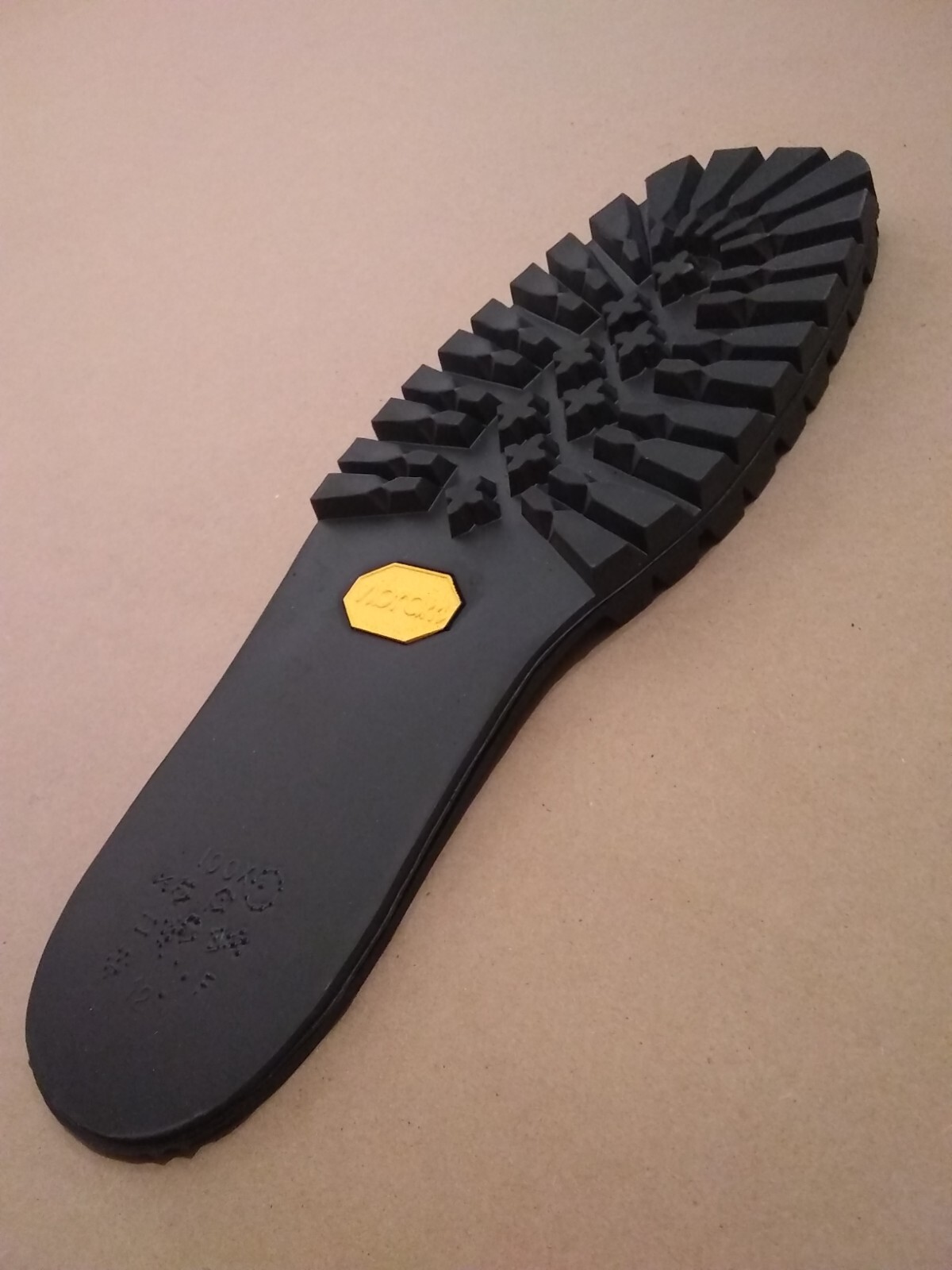Vibram 100 Montagna Lug Full Sole Black (All Sizes)