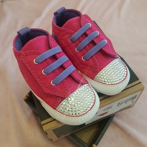customised infant converse