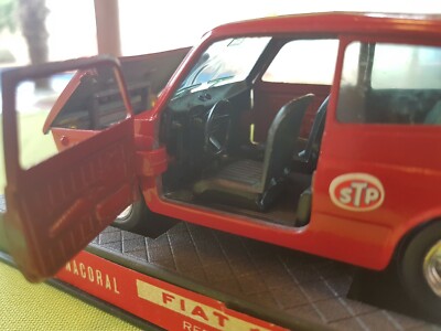 FIAT 127 DE NACORAL REF 3512/M COLOR ROJO.TODO ORIGINAL Y FIAT 127 DE NACORAL REF 3512/M COLOR ROJO.TODO ORIGINAL Y