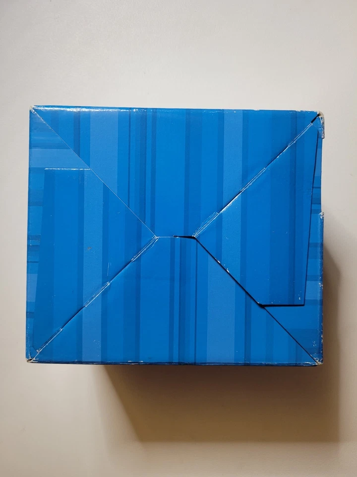 Konica Minolta Dimage Z6 6 Megapixel Digital Camera With Accessories & Box - Image 3 of 4