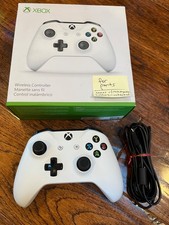 Microsoft Xbox 360 White Wireless Controller OEM For Parts or Repair Only