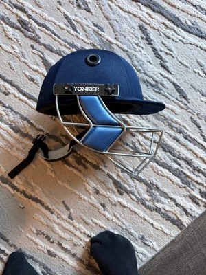 Yonker Cricket Helmet Blue XS Metal Face Guard Adjustable Strap Sports Headgear 