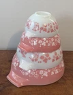 Vintage Pyrex PINK GOOSEBERRY Cinderella Mixing Nesting Bowls Complete Set of 4