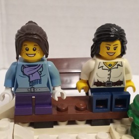 Lego #3300014 Limited Edition 2012 Christmas Set 2 Minifigures Incomplete No Box